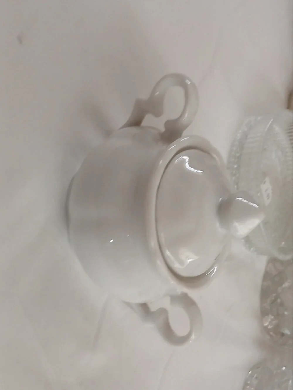 Classic White Porcelain Sugar Bowl with Red Rose Motif